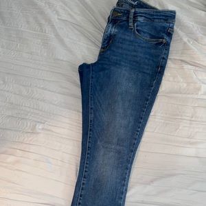 Universal Thread Jeans
